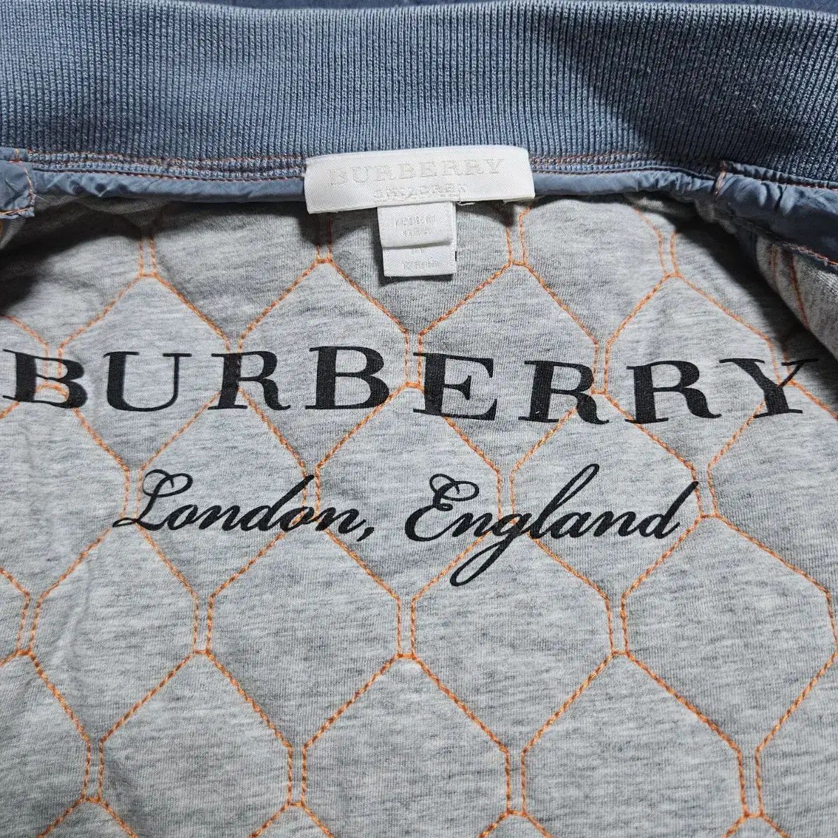 8 Y 128 cm バーバリー キルティング 軽量ダウン チルドレン キッズ