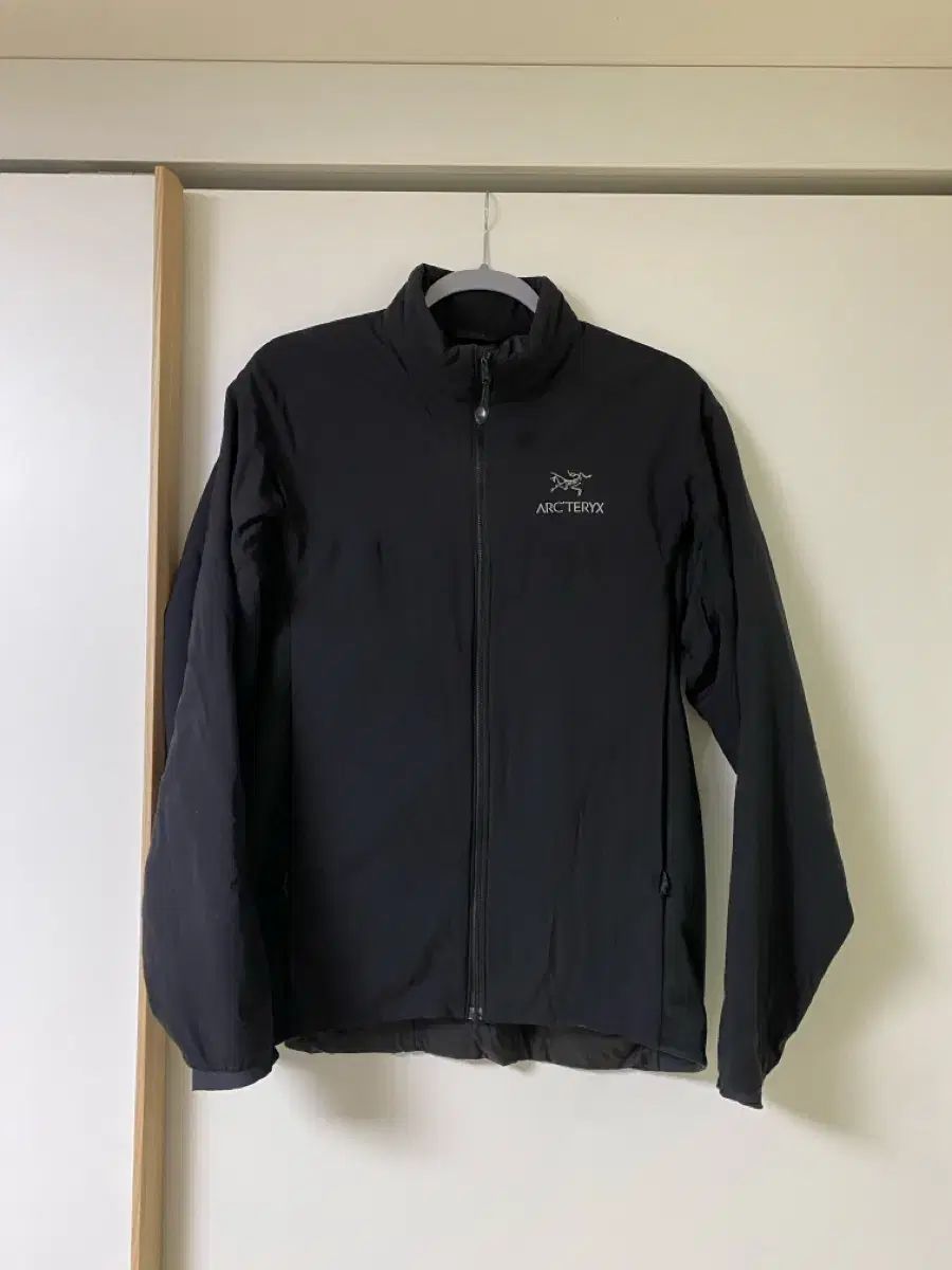 ARC TERYX アークテリクス Atom アトム LT ノンフーディー ブラック ジャケット M