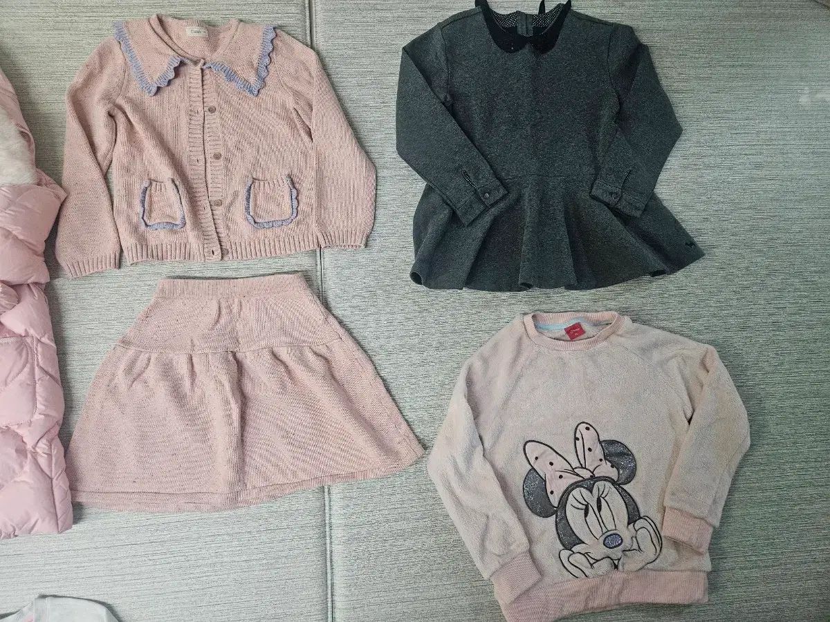 キッズ 女の子服