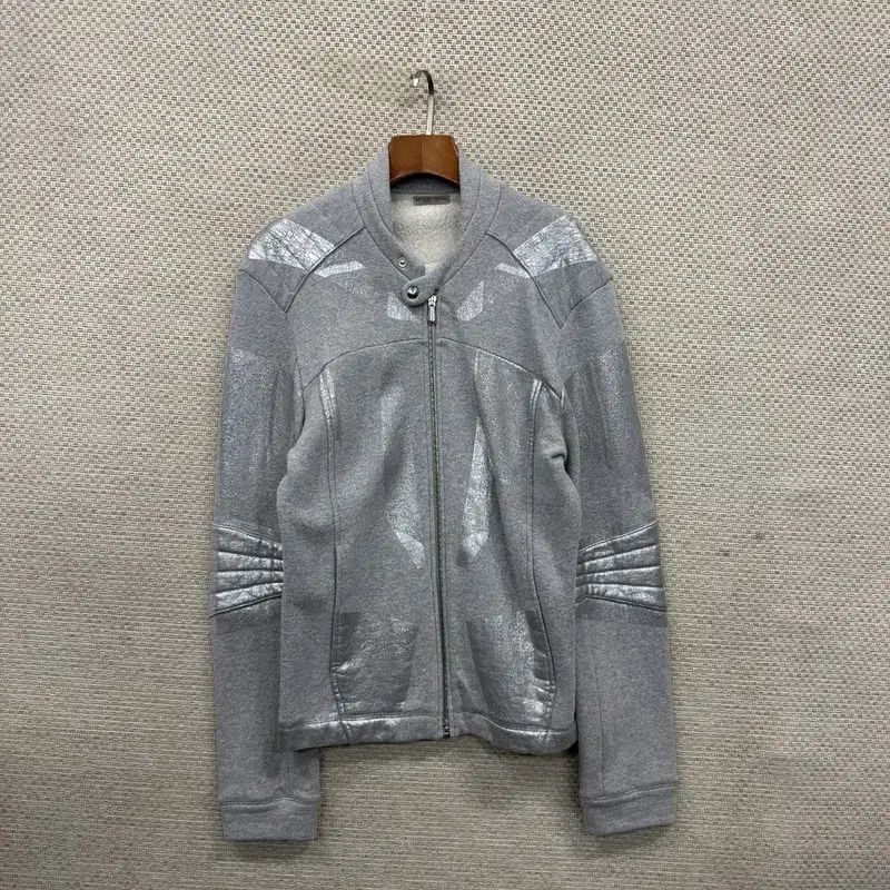 ボッテガ ヴェネタ シルバーメタリック 弱起毛 ジップアップ 95 A 02071