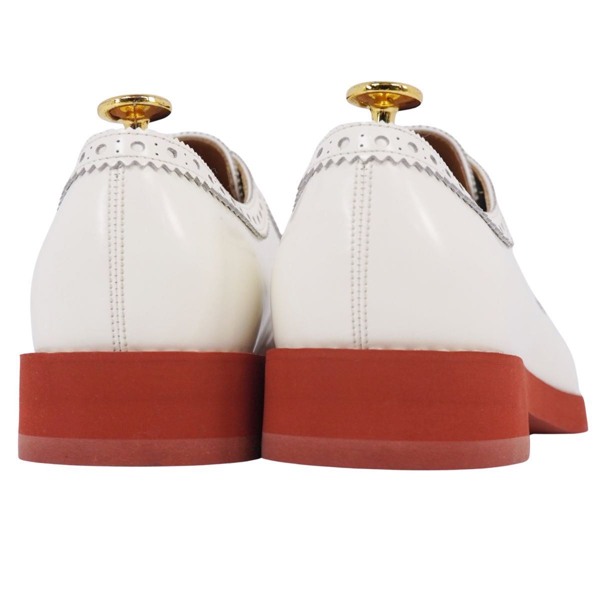 未使用 グッチ GUCCI レザーシューズ ダービーシューズ メダリオン