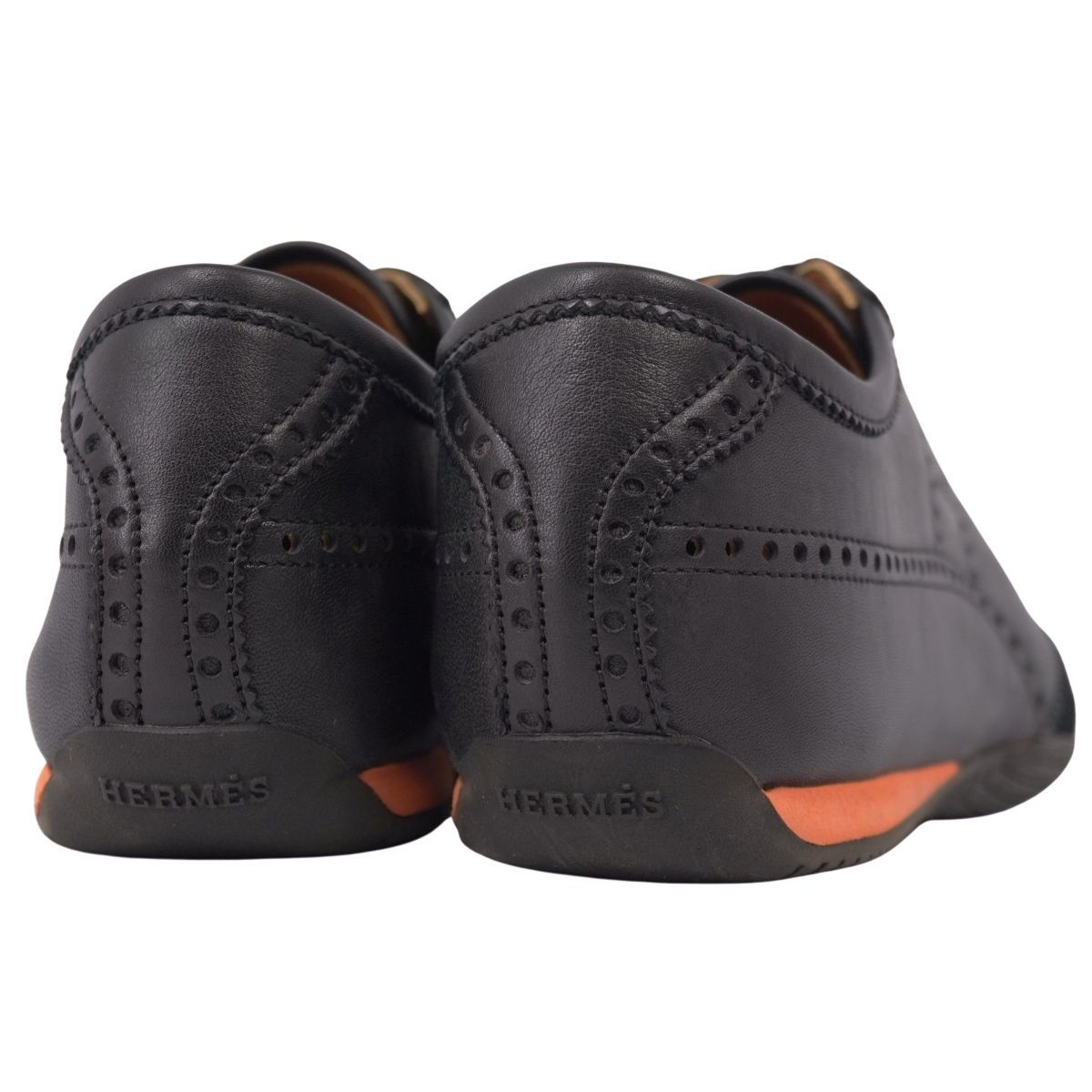 未使用 エルメス HERMES スニーカー ローカット Hロゴ パンチング レザ