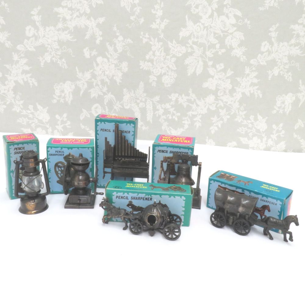 DIE-CAST MINIATURE ダイキャストミニチュア PENCIL SHARPNER 鉛筆削り