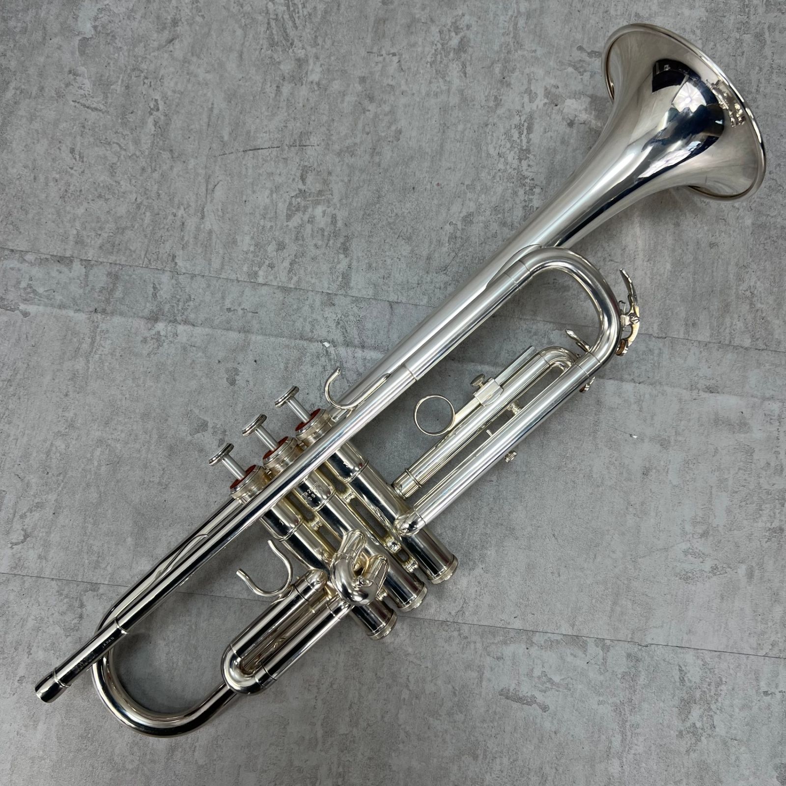 ヤマハ B♭トランペット YTR-2320ES シルバーメッキ SILVER マウス