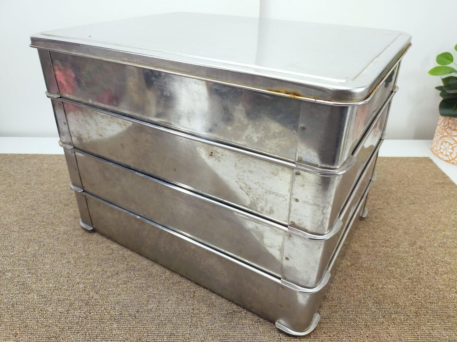 ステンレスバット サイズ 40ｘ31ｘ8ｃｍ ４段