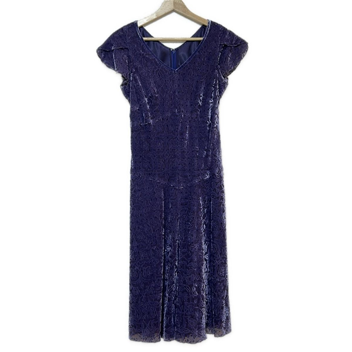 23区 ニジュウサンク ドレス サイズ38 M レディース - パープル Vネック 半袖 ロング 花柄 ラメ applaudir