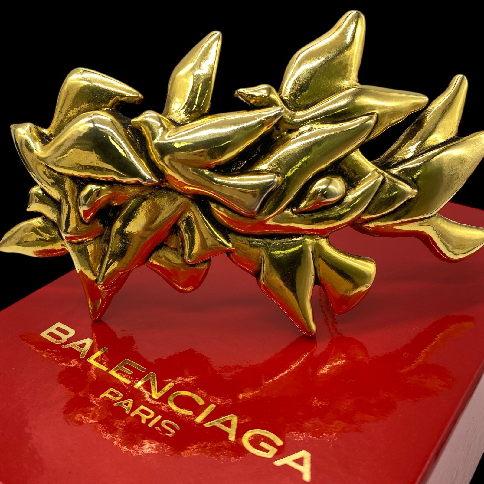 希少 BALENCIAGA バレンシアガ 鳩モチーフ 超大ぶり バレッタ 髪留め