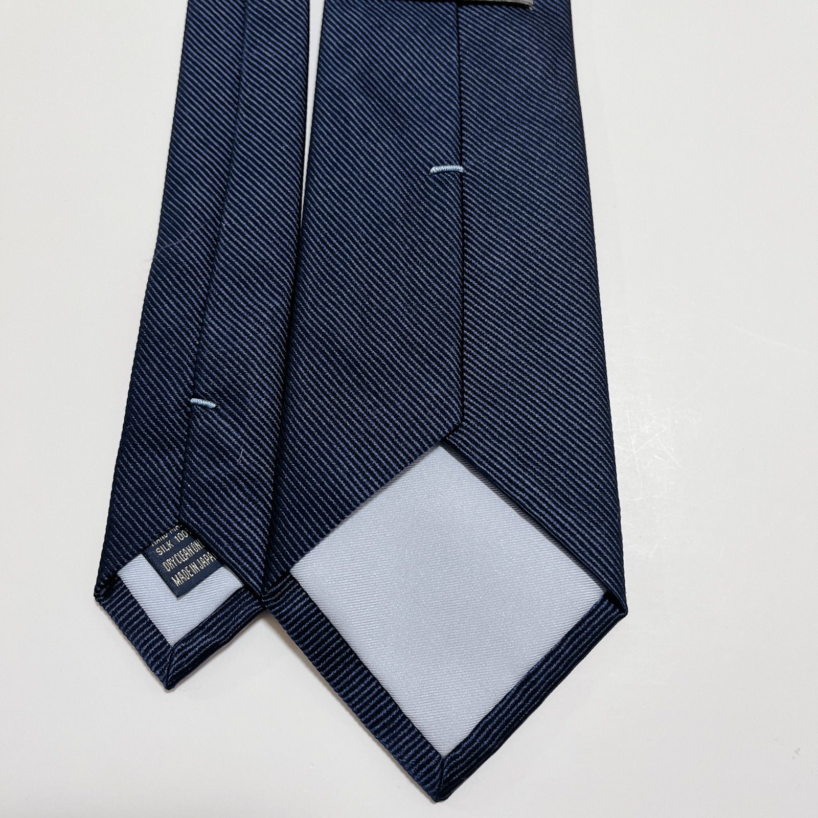 美品 ビームスエフ ネクタイ ハイブランド ソリッドタイ 無地 光沢