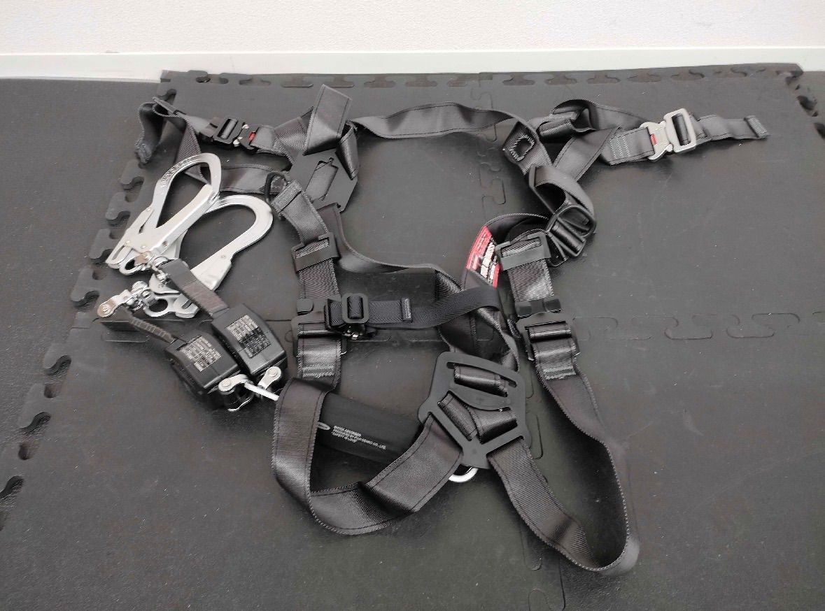  藤井電工 フルハーネス２丁掛け ダブルランヤードX型 TH-504-2 EZ 93 SV-OT-DG-L 130 K-2 R 23-BX 本体Lサイズ ランヤード130 kg 対応商品 その他 特殊工具