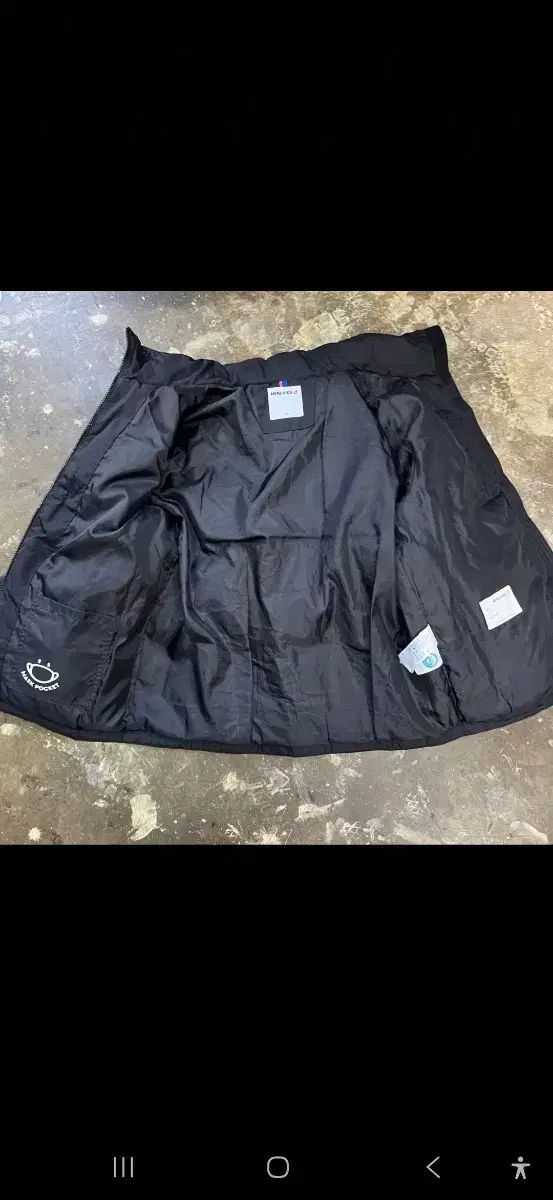 ダウンジャケット