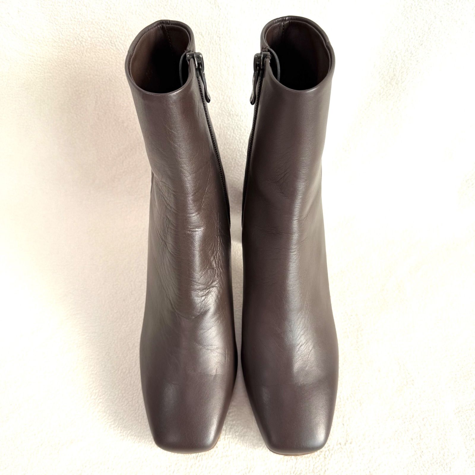 極美品未使用級・23.5✨ダイアナ スクエアトゥ サイドジップ レザー