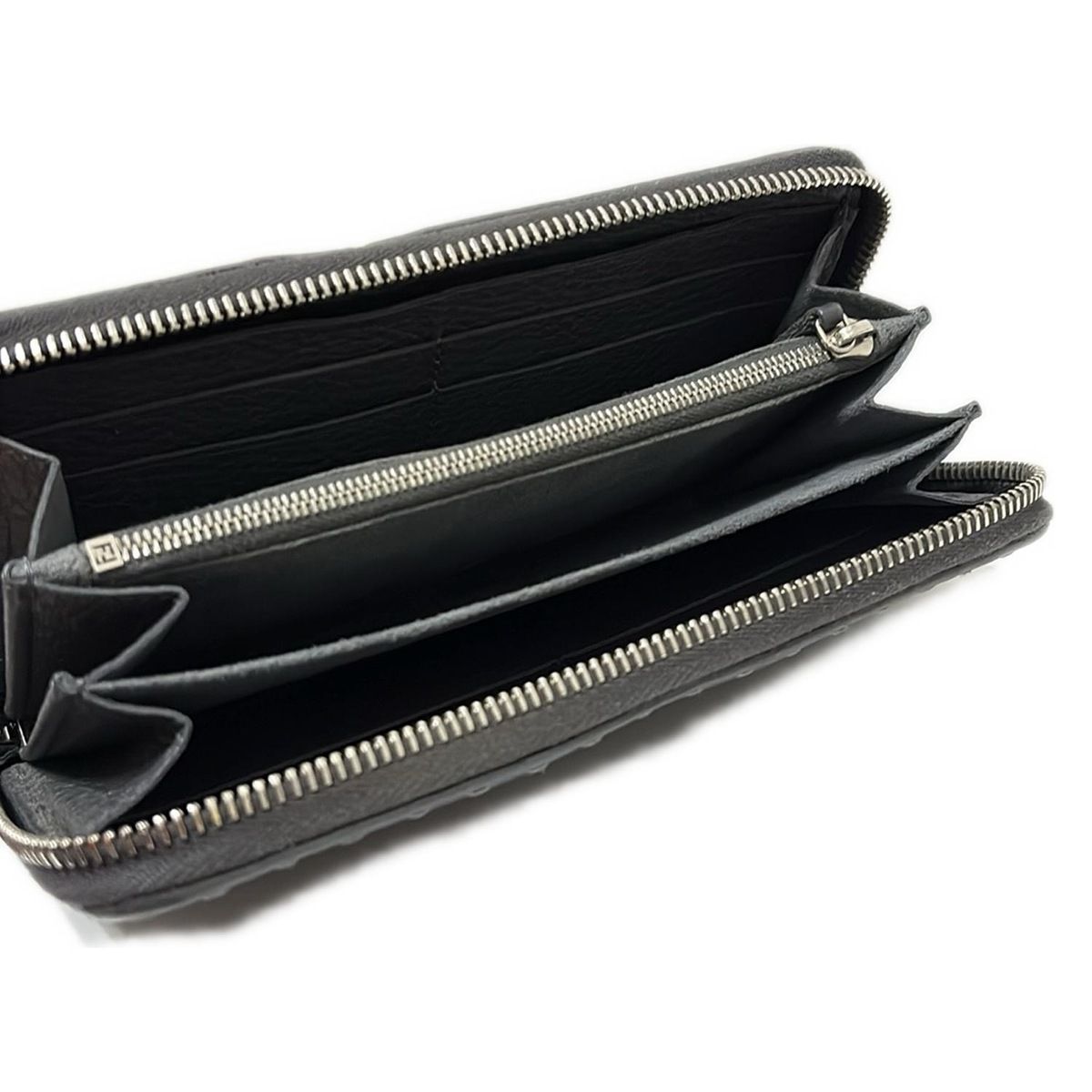 FENDI(フェンディ) 長財布 セレリア 8M0299 ダークグレー ラウンド