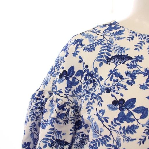 セブンテンバイミホカワヒト SEVEN TEN by MIHO KAWAHITO フラワー