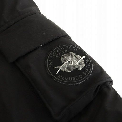 ダウンジャケット ロゴ