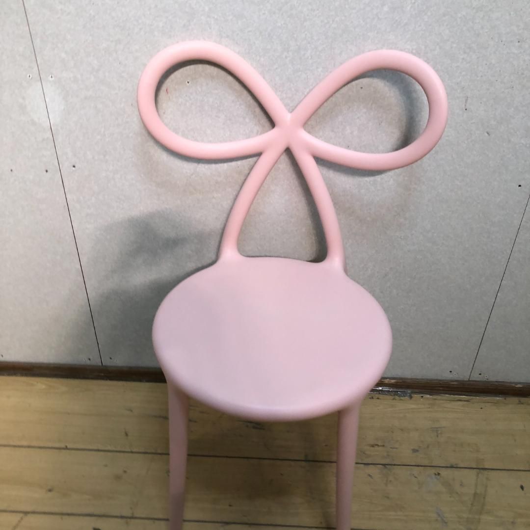 送料無料 Qeeboo Ribbon Chair リボンチェア ピンク Nika Zupanc