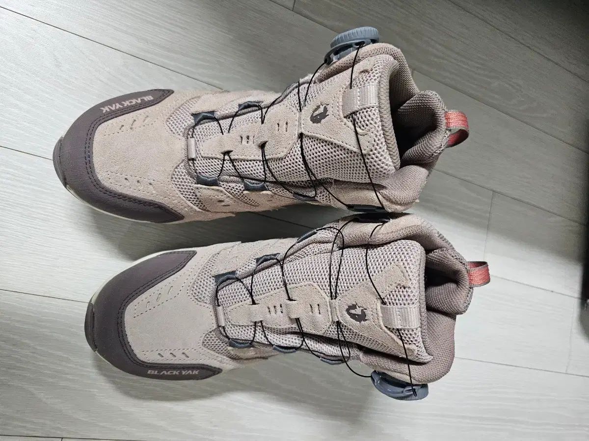 BLACK YAK ブラックヤク 登山靴