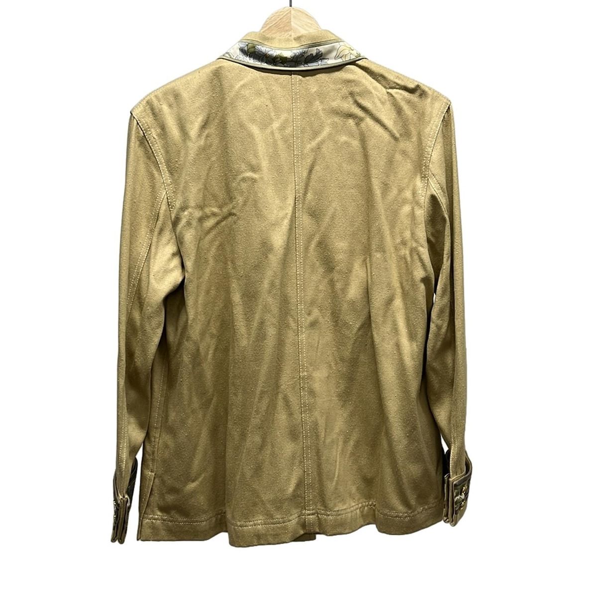 ☆超美品☆LEONARD レオナール ジャケット ベージュ 9AR LEONARD(レオナール) ジャケット サイズ9R レディース - ベージュ