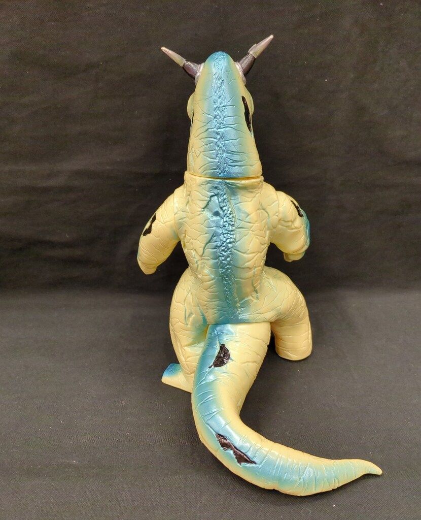 B-CLUB ブルマァク復刻 エレキング/クリーム成型 - メルカリ