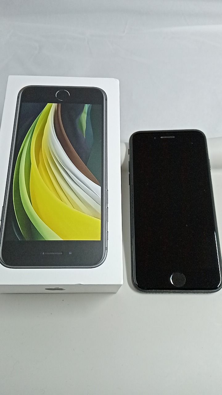 整備済！ iPhoneSE（第二世代） A2296 128GB 本体 ブラック SIMフリー 箱 充電器 イヤホン 256591229