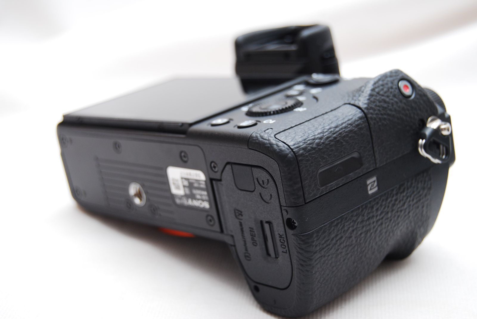 ☆極上美品 SONY ショット数400回 ミラーレス一眼カメラ α7II