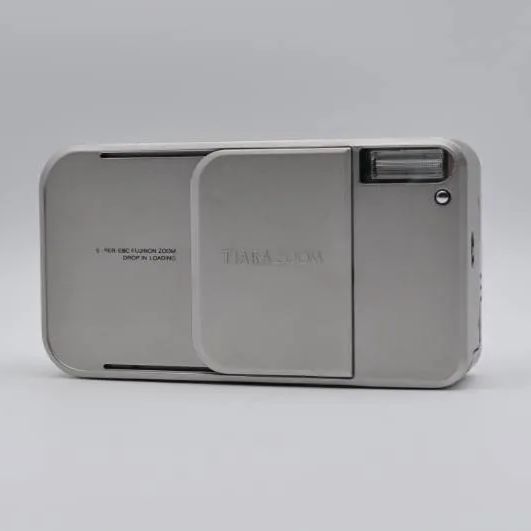 動作ＯＫ FUJIFILM TIARA ZOOM 富士フィルム コンパクトフィルムカメラ
