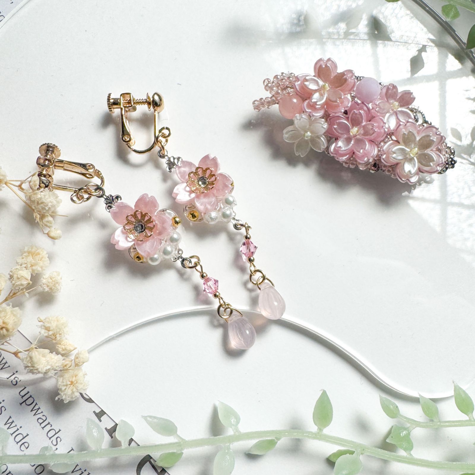 満開な桜のブローチと小さな桜のイヤリングセット（金具変更可能