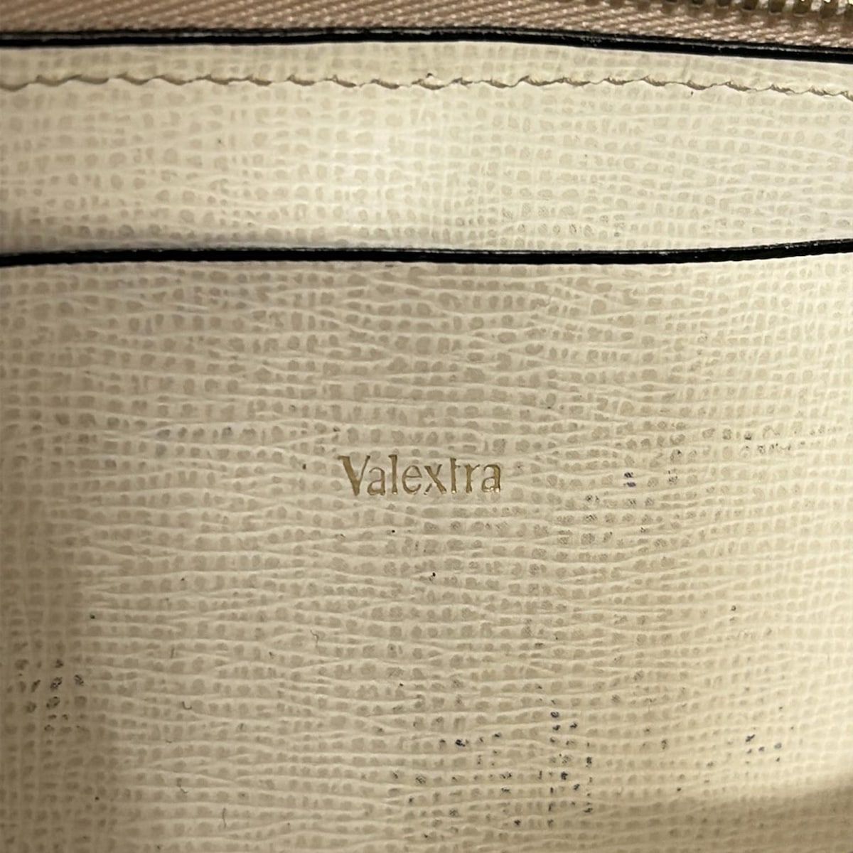 Valextra(ヴァレクストラ) 長財布 - 白 ラウンドファスナー レザー