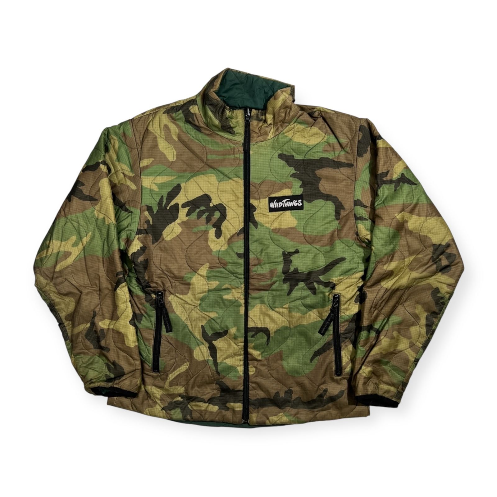 美品 ワイルドシングス ユナイテッドカー リバーシブル 中綿 迷彩 М USA製 WILD THINGS ワイルドシングス リバーシブル プリマロフト 中綿