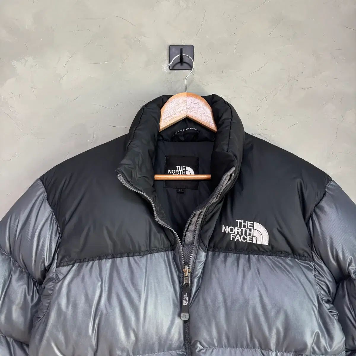 THE NORTH FACE ザノースフェイス 700 ヌプシ(Nuptse) グースダウン