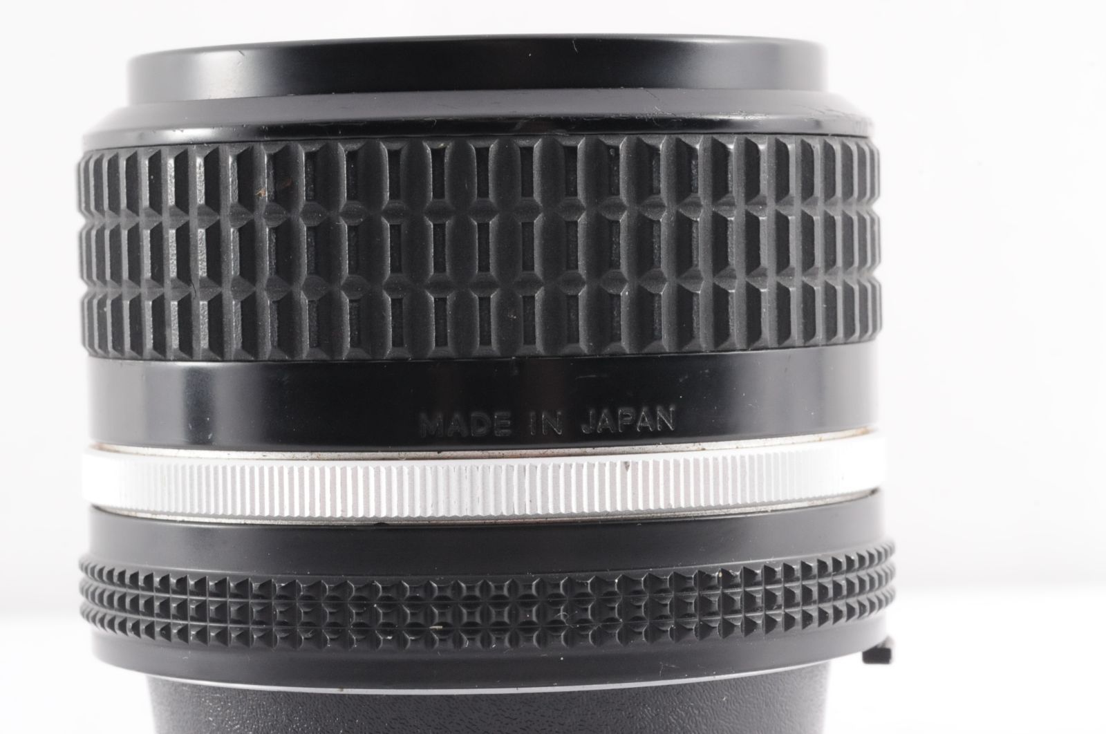 ニコン Nikon Ai-s Ais NIKKOR 24mm F2.8 1:2.8 MF マニュアル カメラ