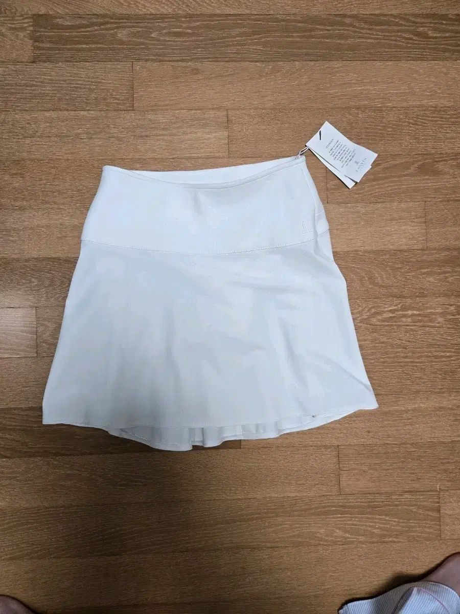 LANVIN 白 プリーツ スカート