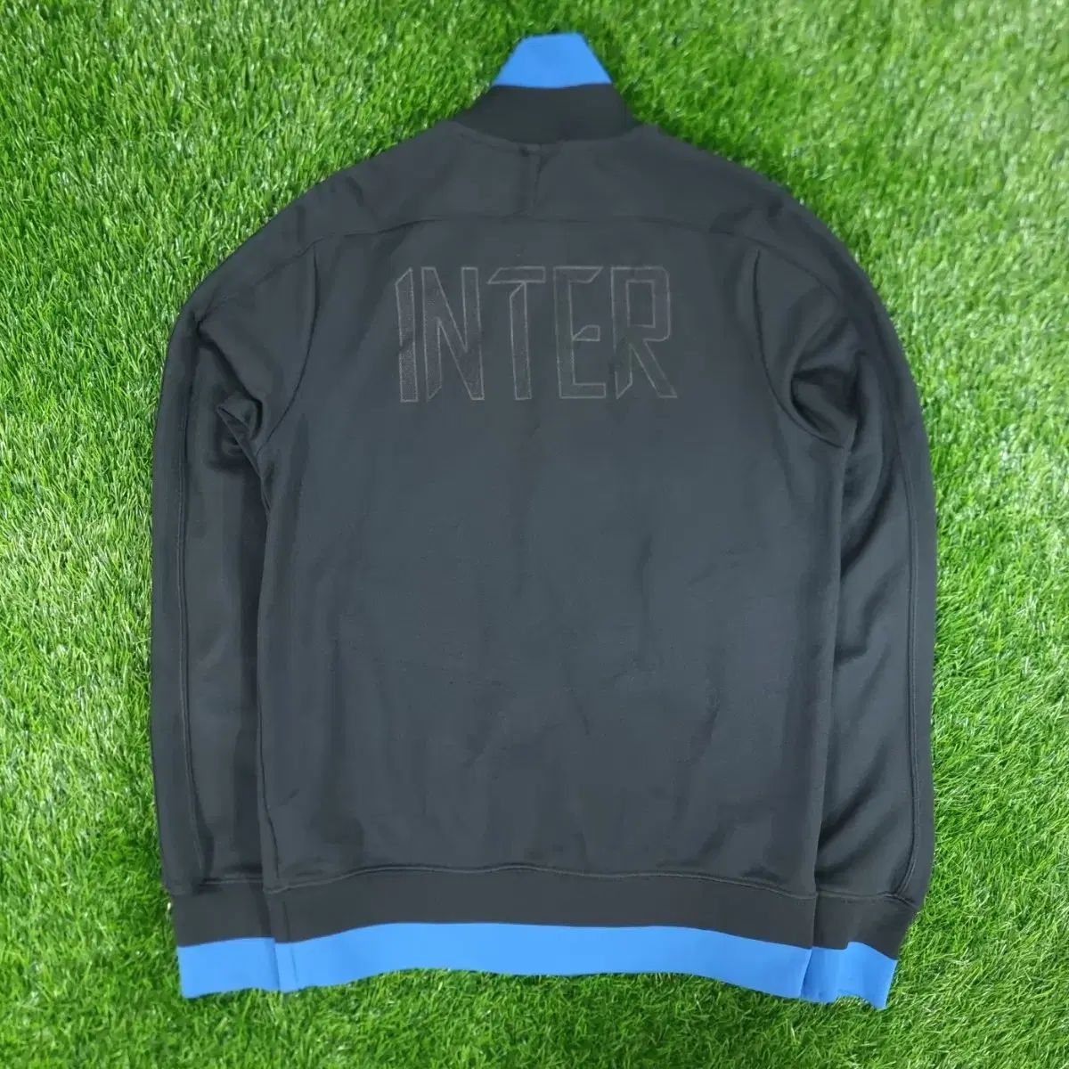 インテル・ミラノ Nike 長袖ジャージ 12-13シーズン インテル・ミラノ NIKE ジャージ - メルカリ