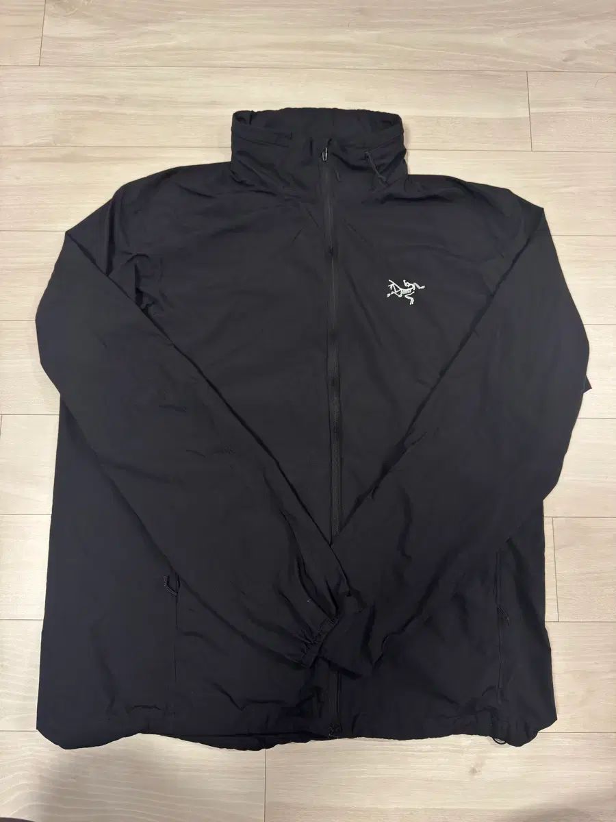 ARC TERYX アークテリクス ノディン ウィンドブレーカー ブラック L