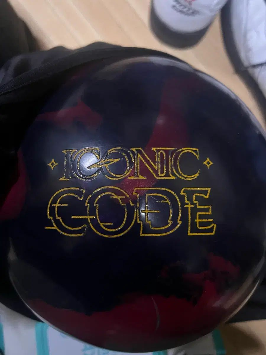 ストームアイコニックコード 15パウンド - メルカリ