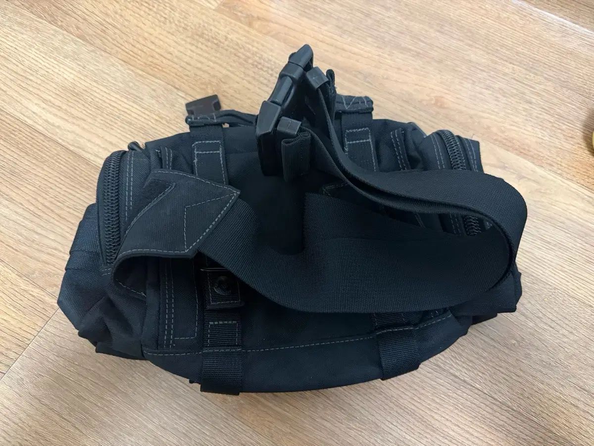 マグフォース プロメテウス ウェストバッグ