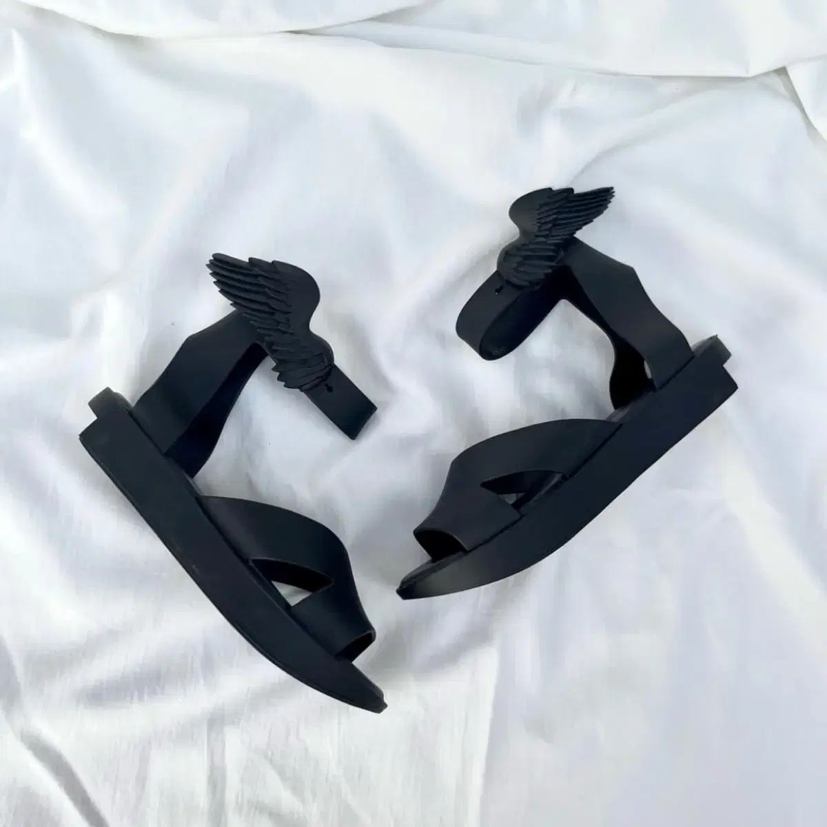 エンジェルウィングシューズ