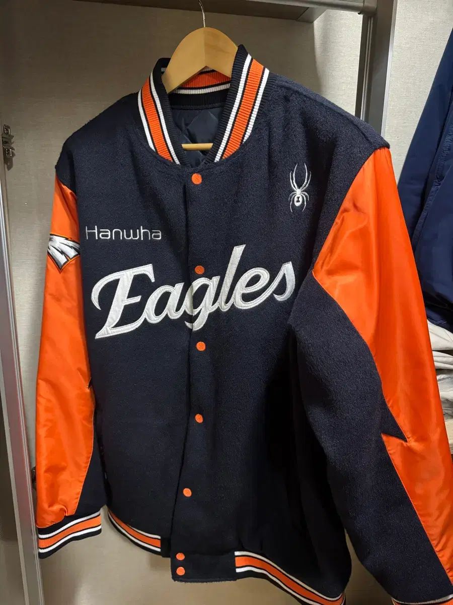 ハンファ イーグルス リバーシブル 冬 アウター 105 サイズ