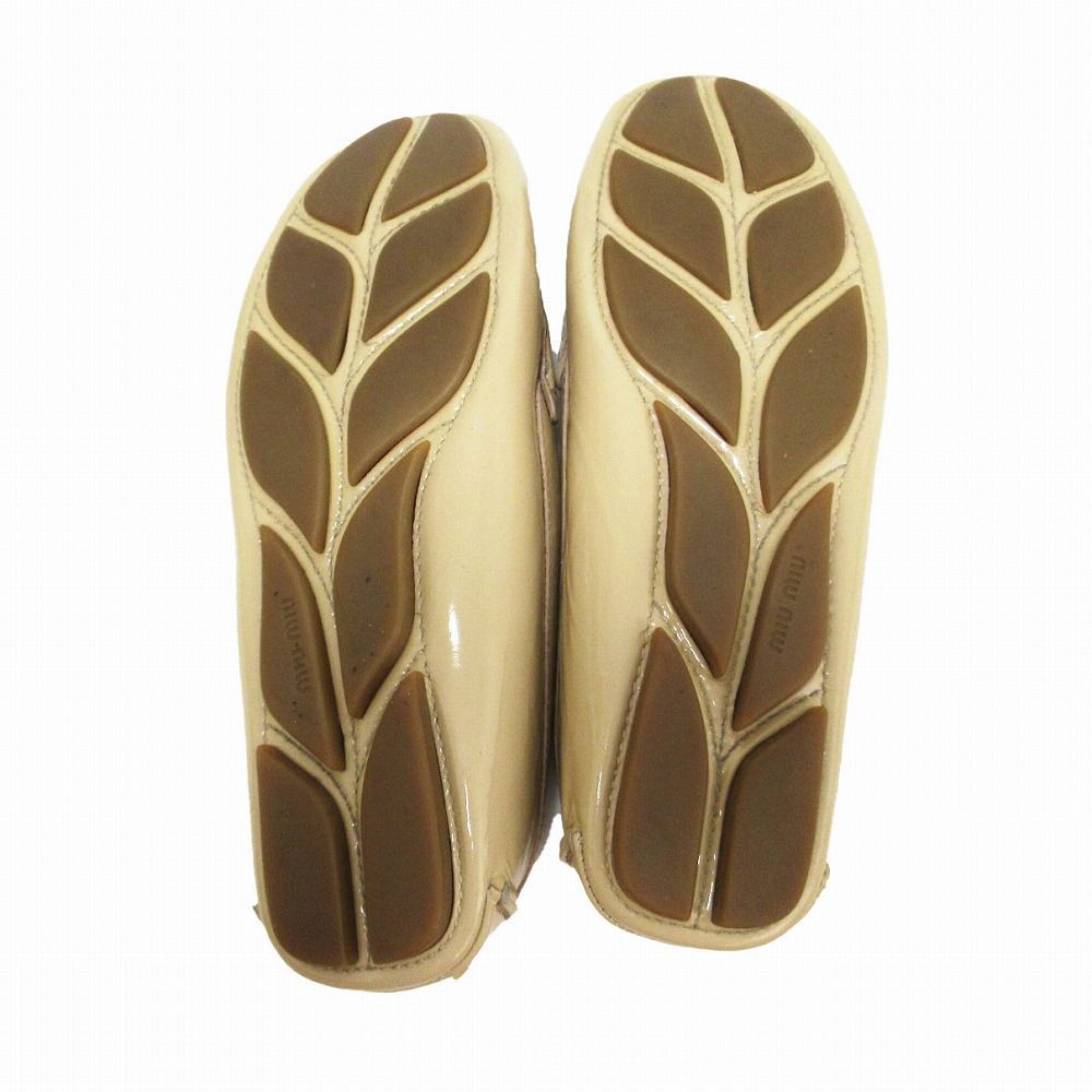 miumiu ミュウミュウ エナメル ビジュー装飾 ローファー シューズ