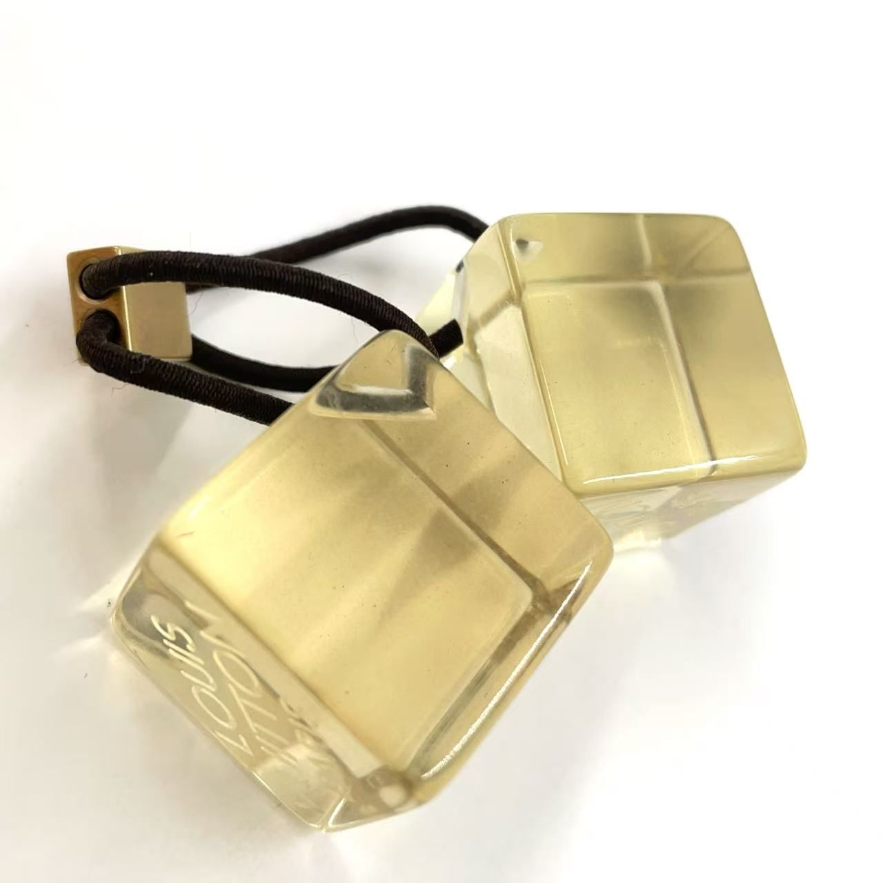 VUITTON ヘアキューブ