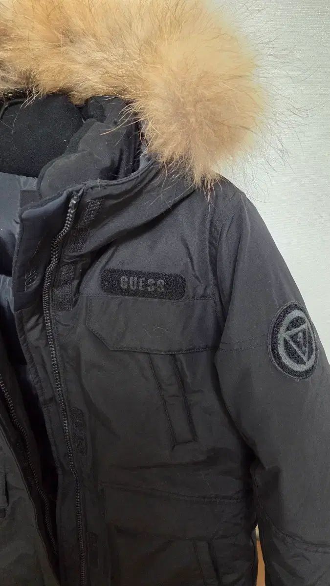  GUESS キッズ ダウン アウター キー155程度 その他 ジャケット ブルゾン