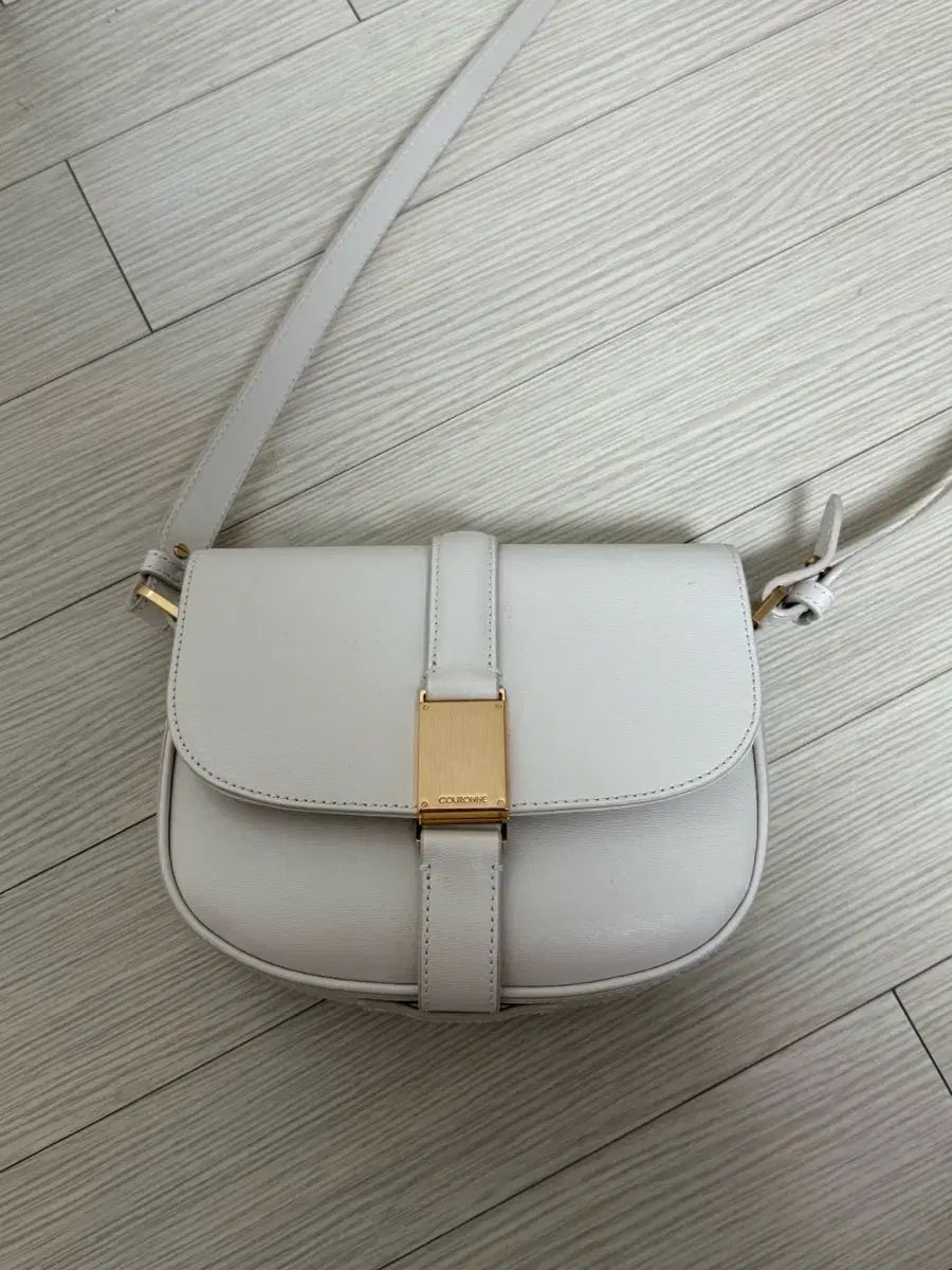 クロン COURONNE アイボリー ミニバック