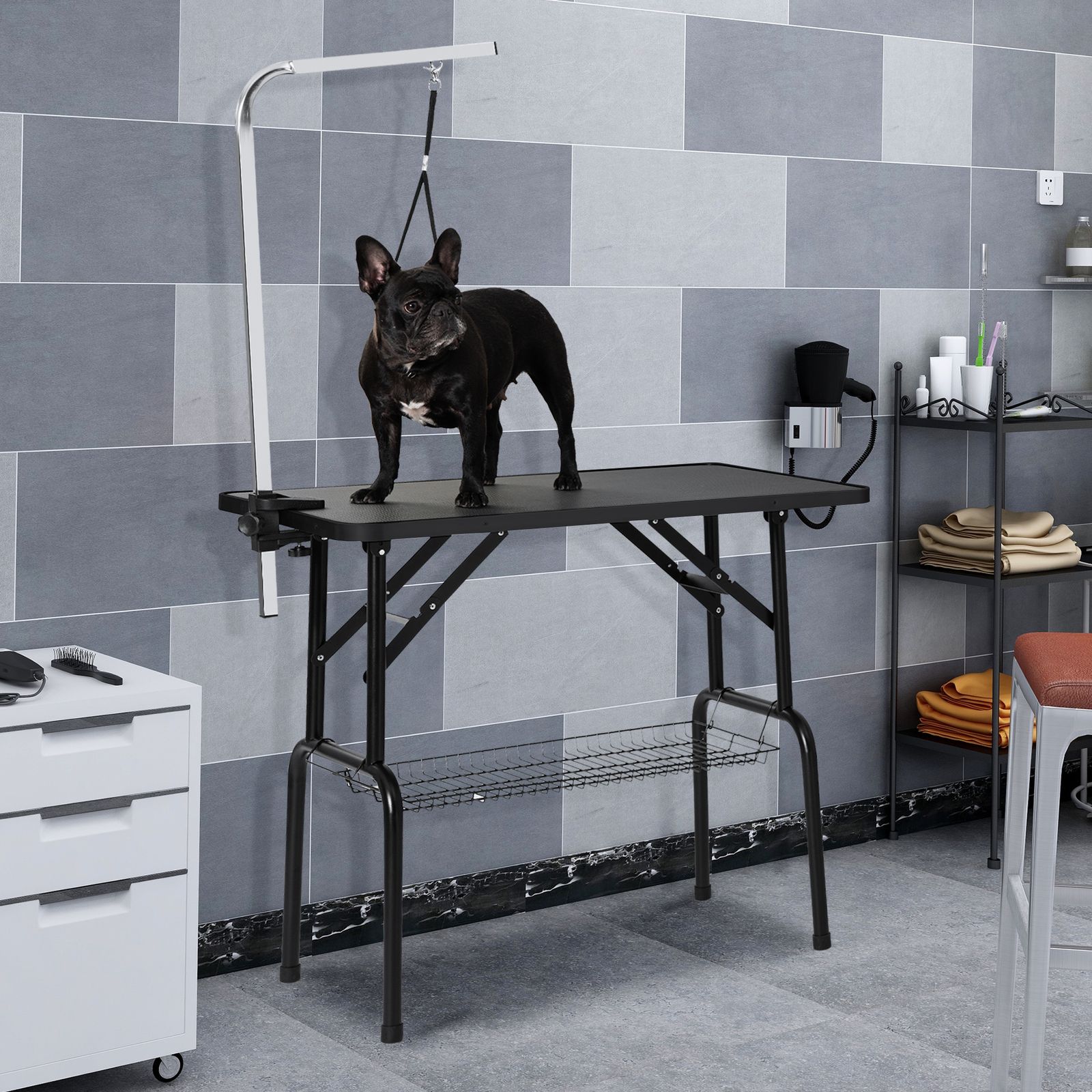 新品　トリミングテーブル　トリミング台　ブラック　犬用品　トリミング用品 犬用品 新品 トリミングテーブル トリミング台 ブラック 犬用品 大型
