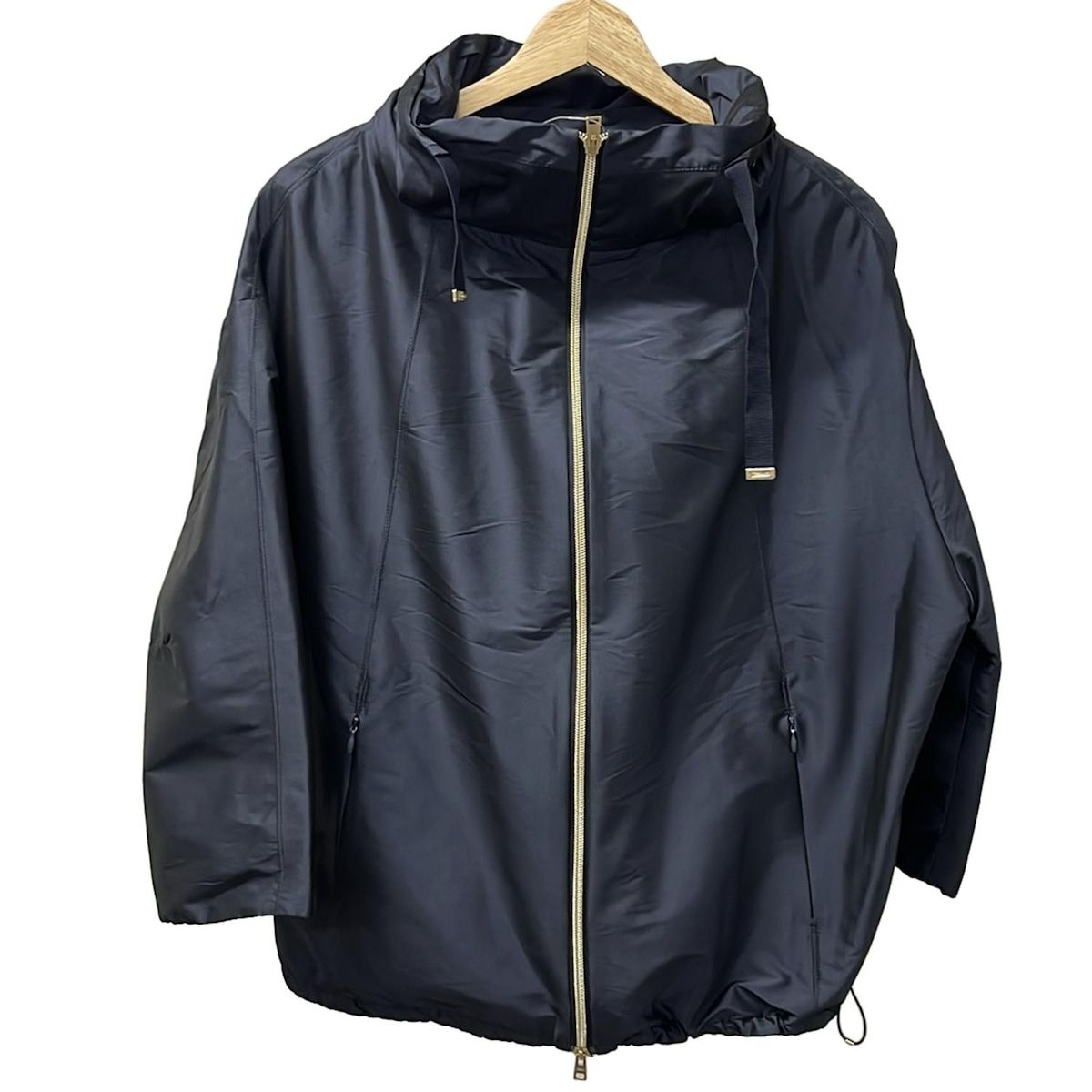 HERNO(ヘルノ) ブルゾン サイズ40 M レディース - ネイビー 長袖/冬