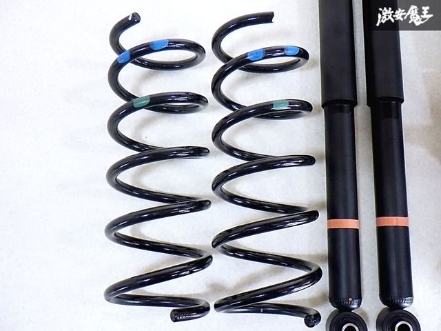 ☆新車外し!!☆ スズキ 純正 DA17V エブリィ エブリイ バン サス