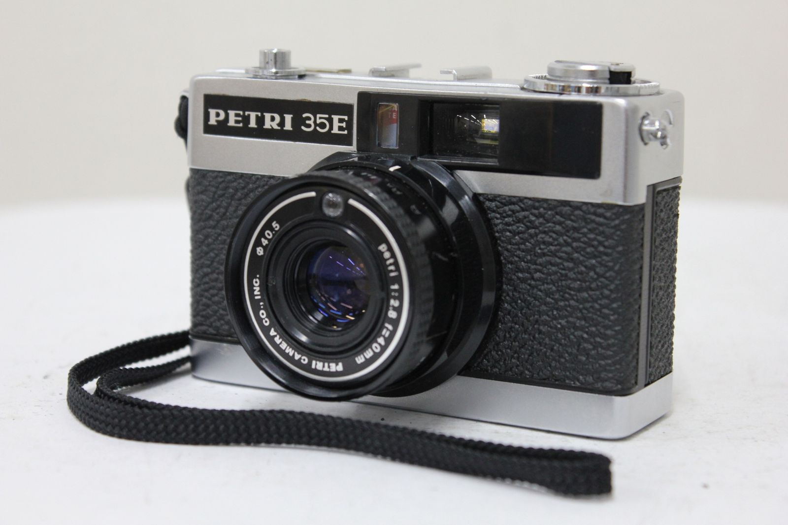 ペトリ PETRI 35 E 40 mm F 2 8 カメラ 4271