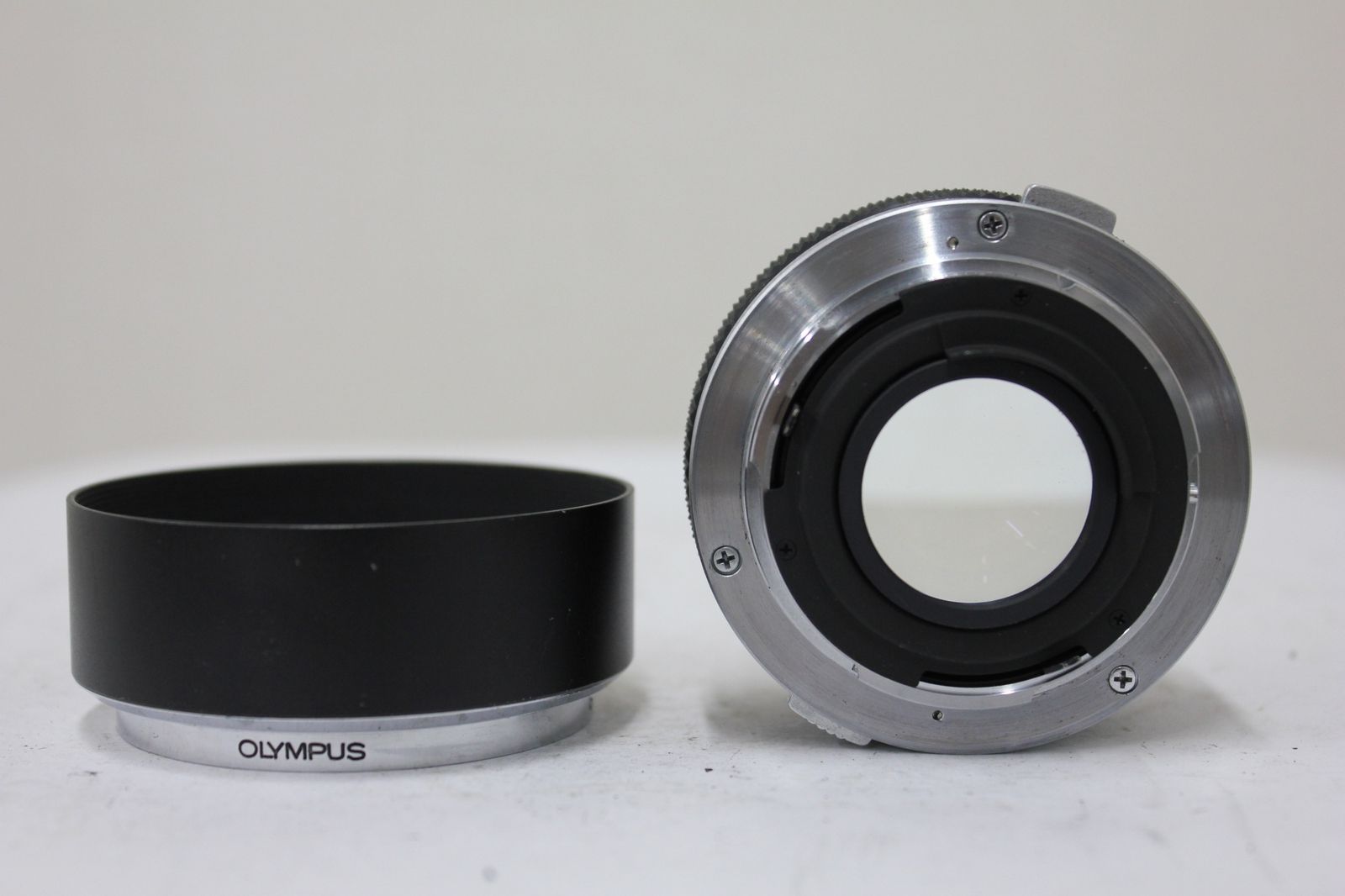 [美品] 完動品◎オリンパス OM-1 50mm F1.8 レンズフード付#43 美品] 完動品◎オリンパス OM-1 50mm F1.8 レンズフード付 #43