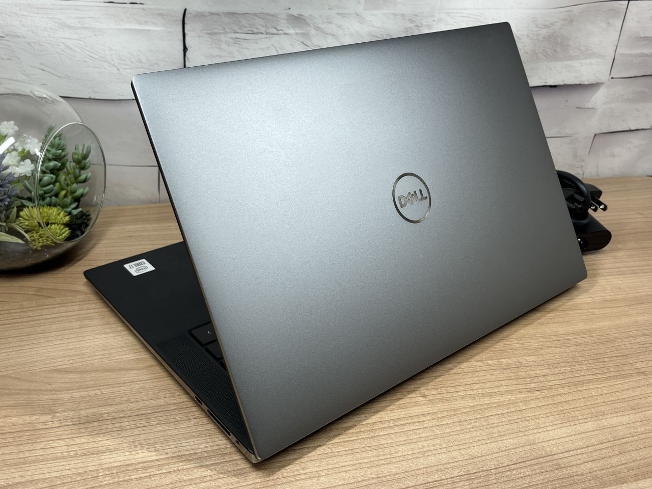 タッチパネル・超美品＞1090 DELL Precision 5550 i7 32GB/1TB