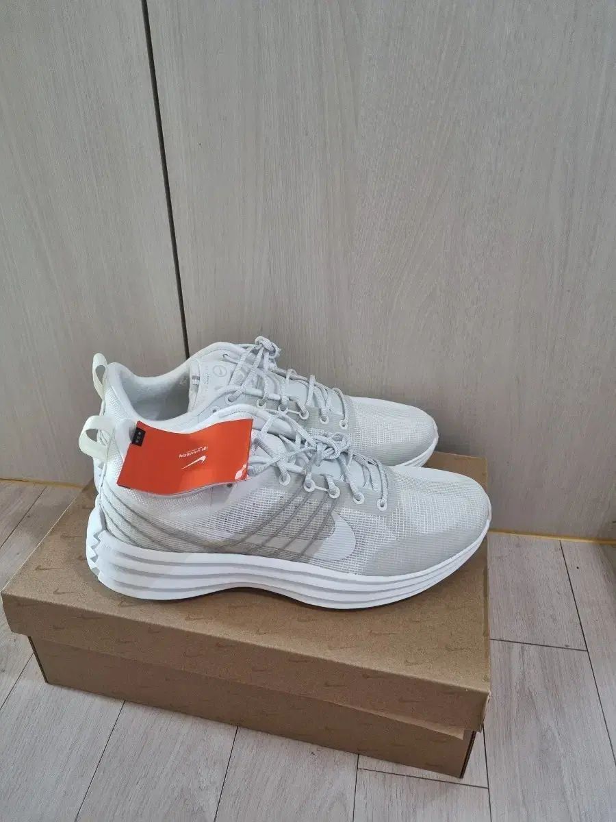 NIKE ルナロム スニーカー 270