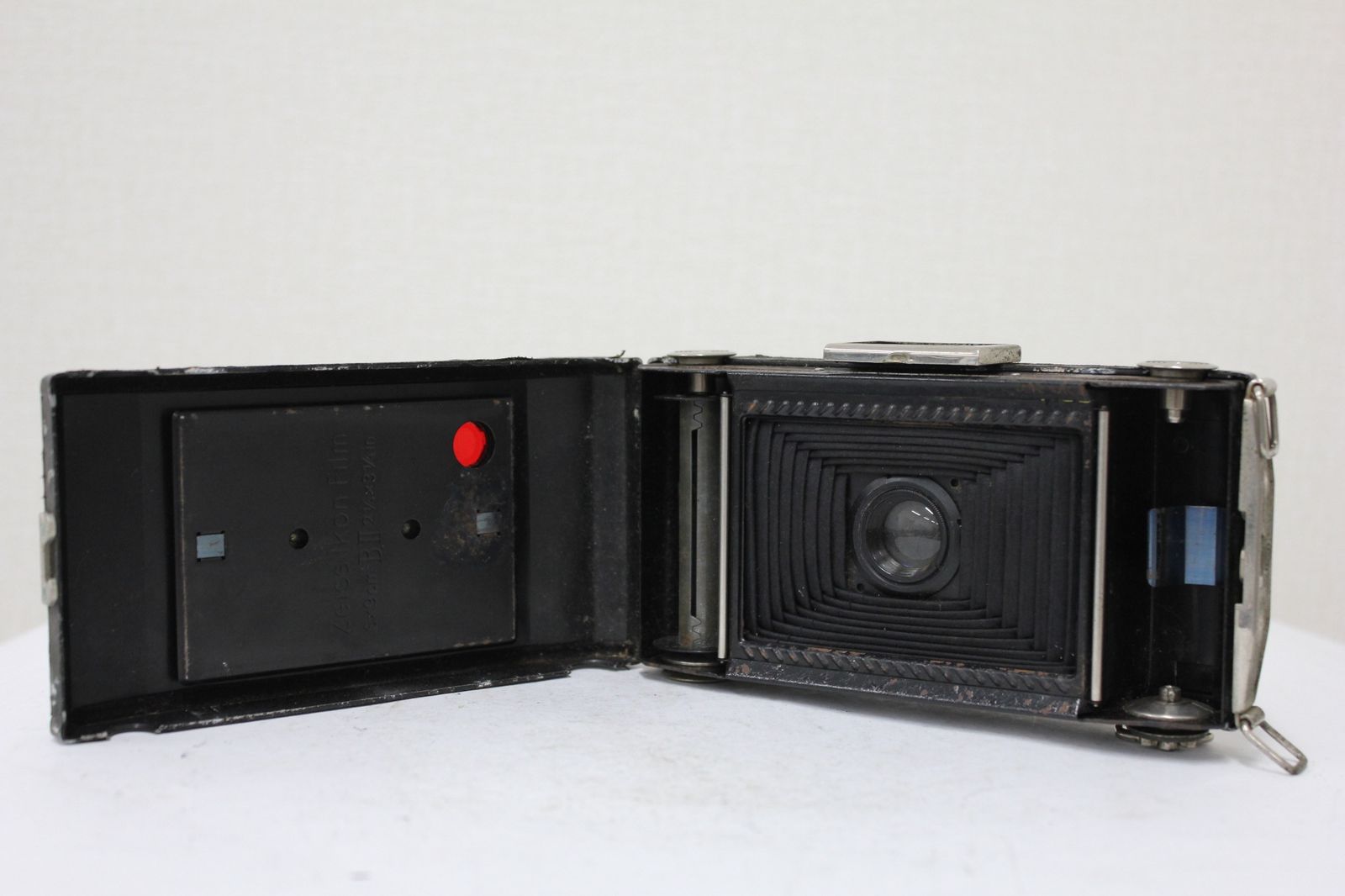 訳あり品】 ツァイスイコン Zeiss Ikon Ikonta 520/2 Novar-Anastigmat