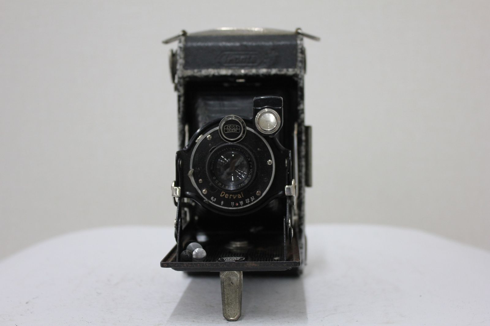 品 ツァイスイコン Zeiss Ikon Ikonta 520 2 Novar Anastigmat 10 5 cm F 6 3 蛇腹カメラ e 4289